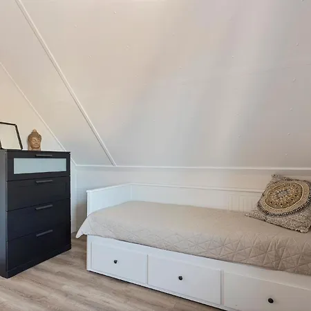 Holiday home Vermeer *